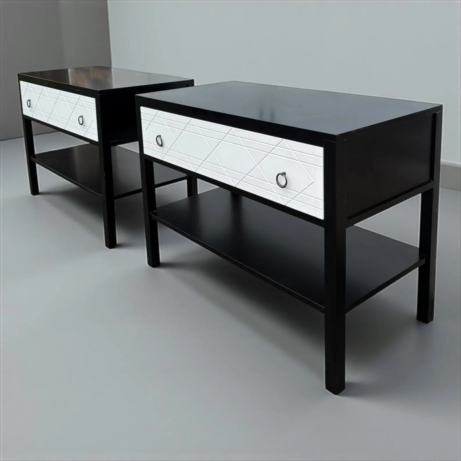 Pair of Modern Black and White Nightstands/End Tables - Image 4